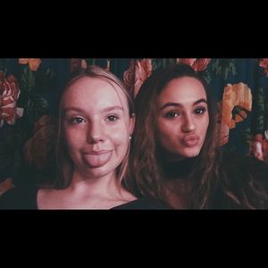 Meet your Posher, Maris